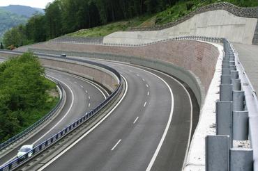 R1 Nová Baňa - Rudno nad Hronom